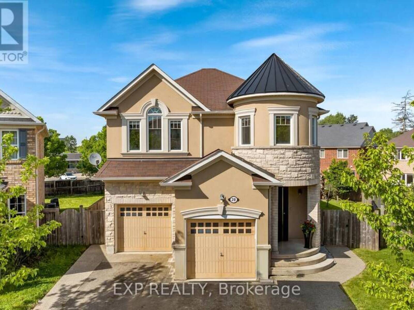 28 OHARA LANE, Hamilton, Ontario L9K 0C7