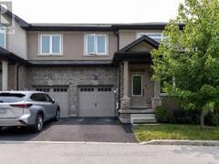 19 - 421 KITTY MURRAY LANE Hamilton Ontario, L9G 3K9