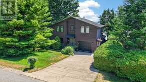 2289 LAKESHORE ROAD E | Oro-Medonte Ontario | Slide Image Two
