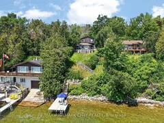 2289 LAKESHORE ROAD E Oro-Medonte Ontario, L0L 1T0