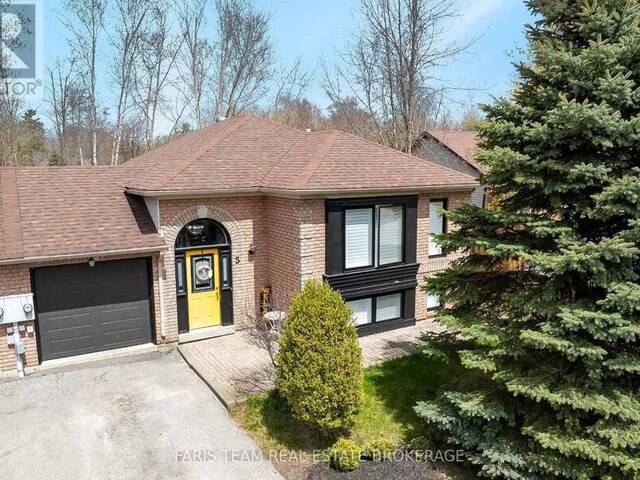 5 HARBOUR CRESCENT Wasaga Beach Ontario, L9Z 1G4 - 4 Bedrooms Home For Sale