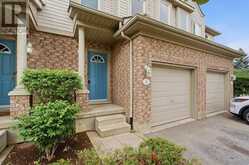 15 ROEHAMPTON CRESCENT | Guelph Ontario | Slide Image Four