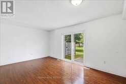 15 ROEHAMPTON CRESCENT | Guelph Ontario | Slide Image Eight