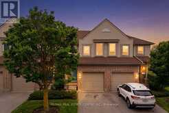 15 ROEHAMPTON CRESCENT | Guelph Ontario | Slide Image One
