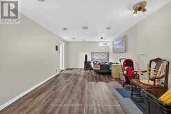 24 - 300 REXFORD DRIVE | Hamilton Ontario | Slide Image Thirty-two