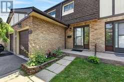 24 - 300 REXFORD DRIVE | Hamilton Ontario | Slide Image Six