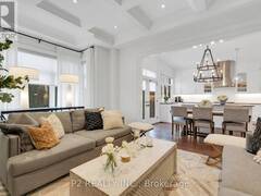 10 KING BOULEVARD King Ontario, L7B 0P4