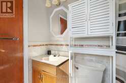 128 EAST 39TH STREET | Hamilton Ontario | Slide Image Eight