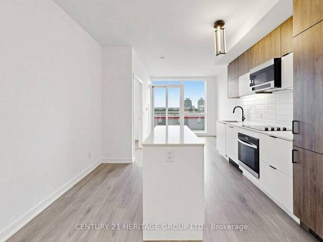 718 - 8888 YONGE STREET Richmond Hill Ontario, L4C 5V6 - 3 Bedrooms Condo For Sale