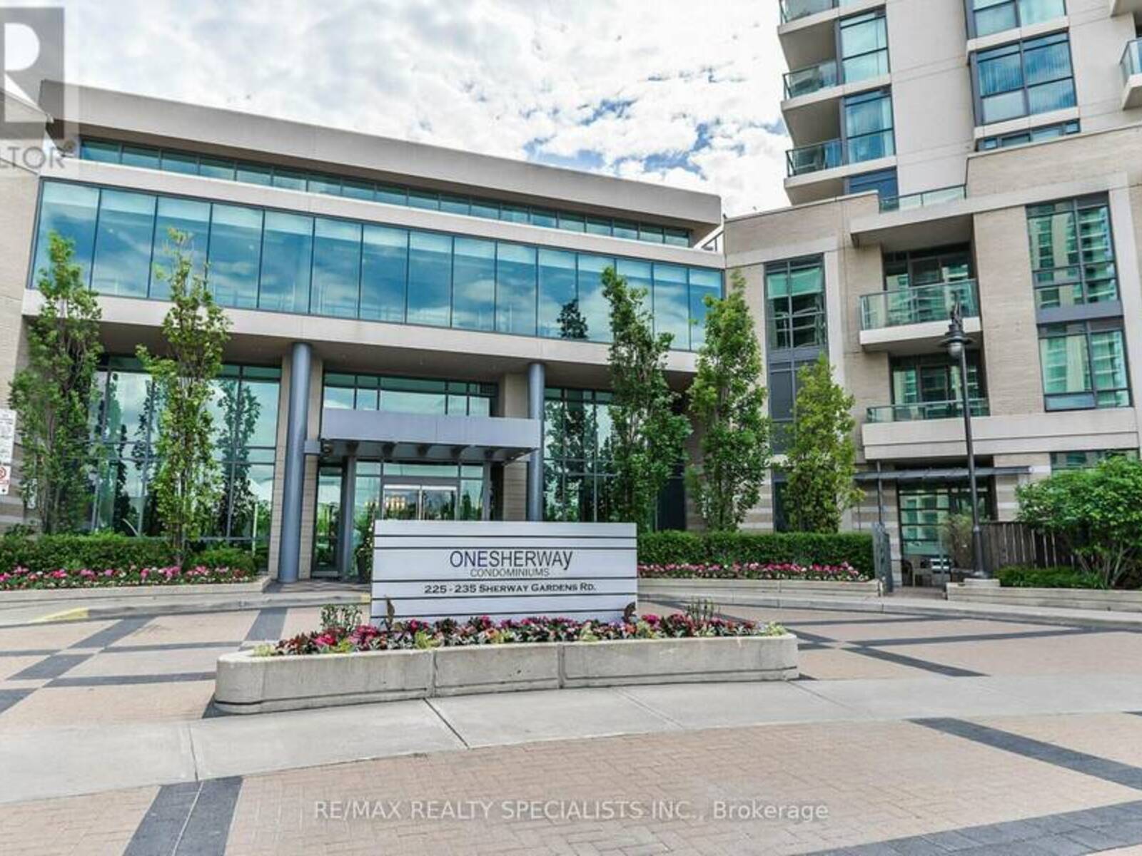 1609 - 235 SHERWAY GARDENS ROAD, Toronto, Ontario M9C 0A2