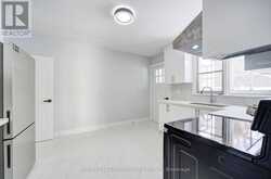 119 ROBINSON STREET | Markham Ontario | Slide Image Four