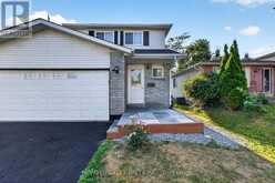2 FLETCHER DRIVE | Barrie Ontario | Slide Image Ten