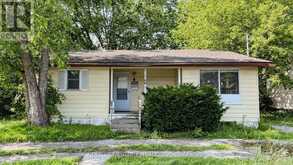 804 DUNDAS STREET W | Whitby Ontario | Slide Image Two