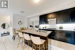 15 MOUNTAINSIDE CRESCENT | Whitby Ontario | Slide Image Thirteen