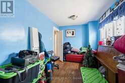 290 MCROBERTS AVENUE | Toronto Ontario | Slide Image Seventeen