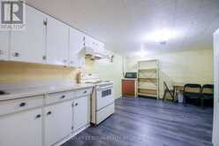 9 MINOS CRESCENT | Toronto Ontario | Slide Image Forty-one