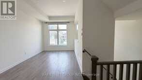 54 PANTHEON LANE | Markham Ontario | Slide Image Four