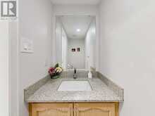 6 BARR CRESCENT | Aurora Ontario | Slide Image Twelve