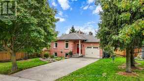 56 WILSON CRESCENT | Elora Ontario | Slide Image Forty