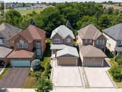 17 RUSHINGBROOK DRIVE Richmond Hill Ontario, L4S 1W6