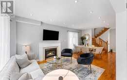 17 RUSHINGBROOK DRIVE | Richmond Hill Ontario | Slide Image Eleven