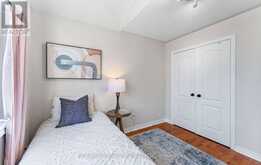 17 RUSHINGBROOK DRIVE | Richmond Hill Ontario | Slide Image Thirty