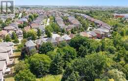 17 RUSHINGBROOK DRIVE | Richmond Hill Ontario | Slide Image Forty-eight