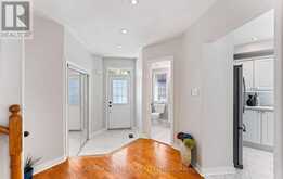 17 RUSHINGBROOK DRIVE | Richmond Hill Ontario | Slide Image Eight
