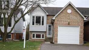 11 FENWICK AVENUE | Clarington Ontario | Slide Image Two