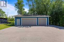 173 LAKE DRIVE E | Georgina Ontario | Slide Image Nine