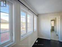33 OAKMOOR LANE | Markham Ontario | Slide Image Fifteen