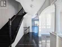 33 OAKMOOR LANE | Markham Ontario | Slide Image Eight