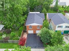 639 IRWIN CRESCENT Newmarket Ontario, L3Y 5A1