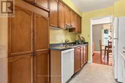 47 - 2915 HEADON FOREST DRIVE | Burlington Ontario | Slide Image Twelve