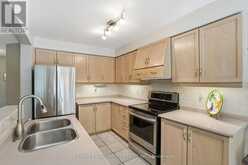 9 - 819 UPPER PARADISE ROAD | Hamilton Ontario | Slide Image Eight