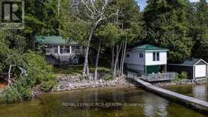 40 GRIFFIN DRIVE | Coboconk Ontario | Slide Image Two