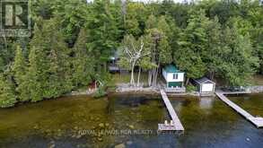 40 GRIFFIN DRIVE | Coboconk Ontario | Slide Image Three