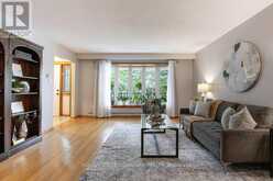 40 HOLMCREST TRAIL | Toronto Ontario | Slide Image Nine