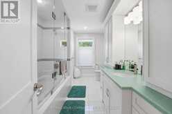 35 IDLESWIFT DRIVE | Vaughan Ontario | Slide Image Thirty
