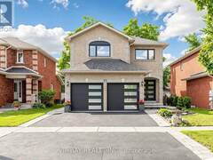 77 AMBERVIEW DRIVE Georgina Ontario, L4P 3Y3