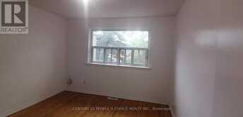 9 - 17 GOSFORD BOULEVARD | Toronto Ontario | Slide Image Nineteen
