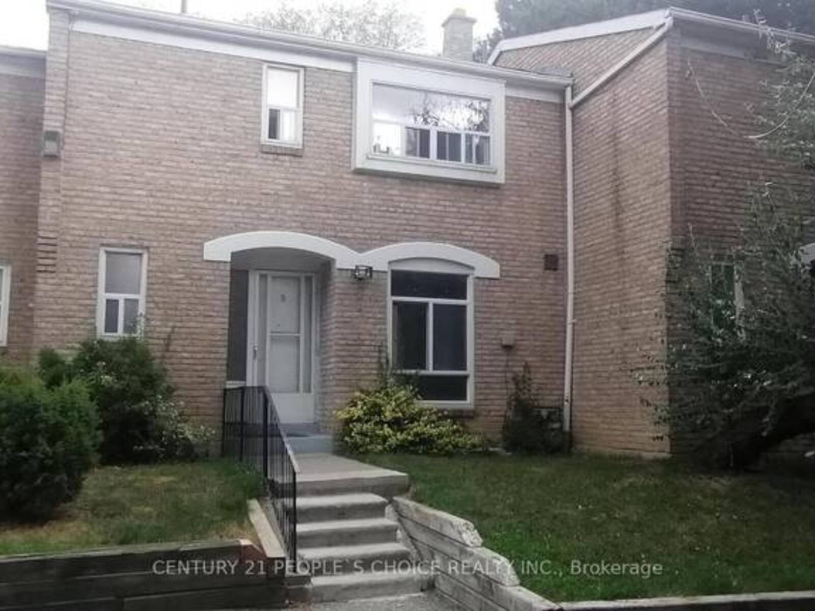 9 - 17 GOSFORD BOULEVARD, Toronto, Ontario M3N 2G7
