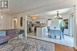 16 WESTVILLAGE DRIVE | Hamilton Ontario | Slide Image Thirteen