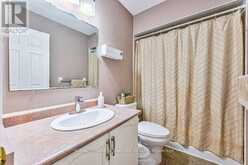 16 WESTVILLAGE DRIVE | Hamilton Ontario | Slide Image Nineteen