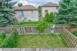 16 WESTVILLAGE DRIVE | Hamilton Ontario | Slide Image Thirty-two