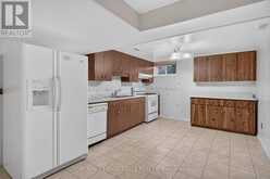 41 DARLINGTON DRIVE | Hamilton Ontario | Slide Image Thirty
