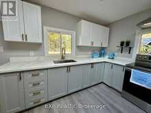 61 ROBERT ROAD W | Huntsville Ontario | Slide Image Nine