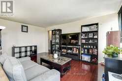 1711 - 10 SUNNY GLENWAY | Toronto Ontario | Slide Image Nine