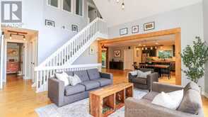 46 PINE RIDGE TRAIL | Barrie Ontario | Slide Image Nine