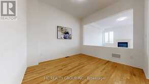 156 HARTNEY DRIVE | Richmond Hill Ontario | Slide Image Nine
